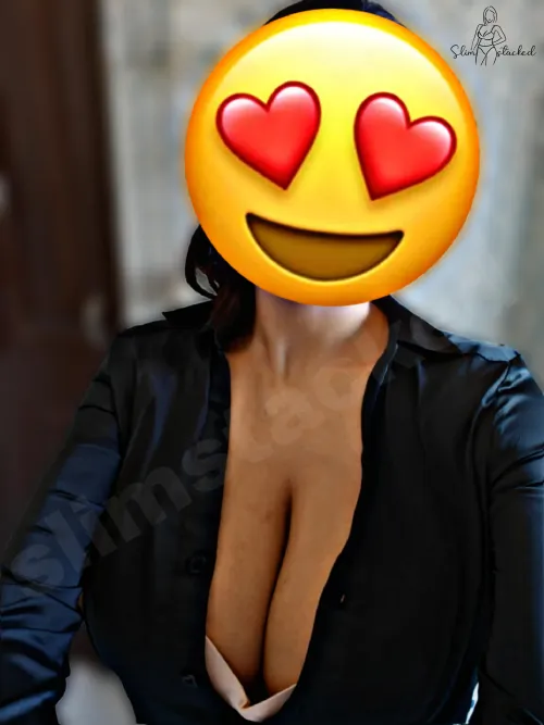 Corporate shirt. Pornstar body. Big Boobs. Fuck-me energy 😈💼