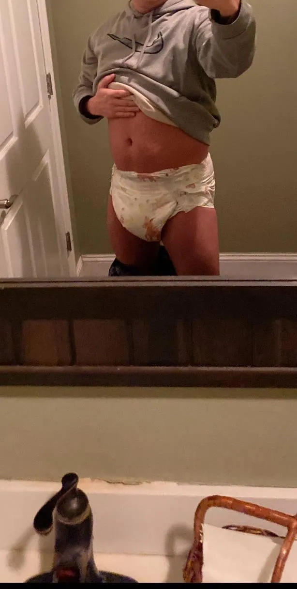 I would love to have a friend who we can diaper together