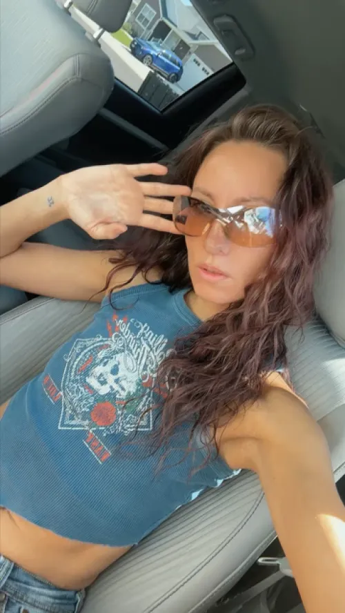 If my offer to eat me lasts for 24 hours, at what hour will you accept it? 🙈