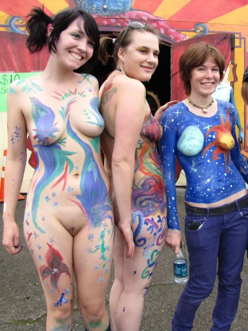 Body Painting in Public #3🖌️🎨