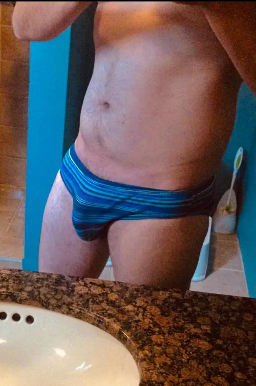 Came across this older picture of one of my all time favorite pairs that I no longer have and I have no idea what brand they were. Anybody recognize them?