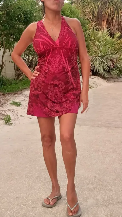 How much you take to make her cum in front of me?