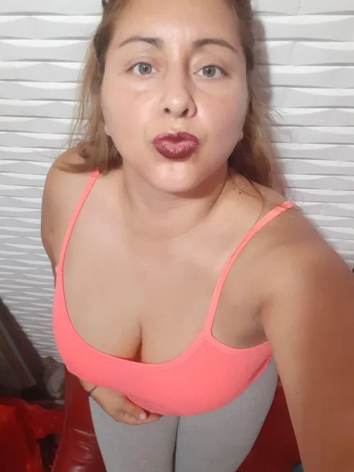 Looking forward to having fun tonight, I hope I meet someone