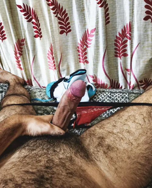 You know how Manly Alpha cock smells and tastes ?like?😈