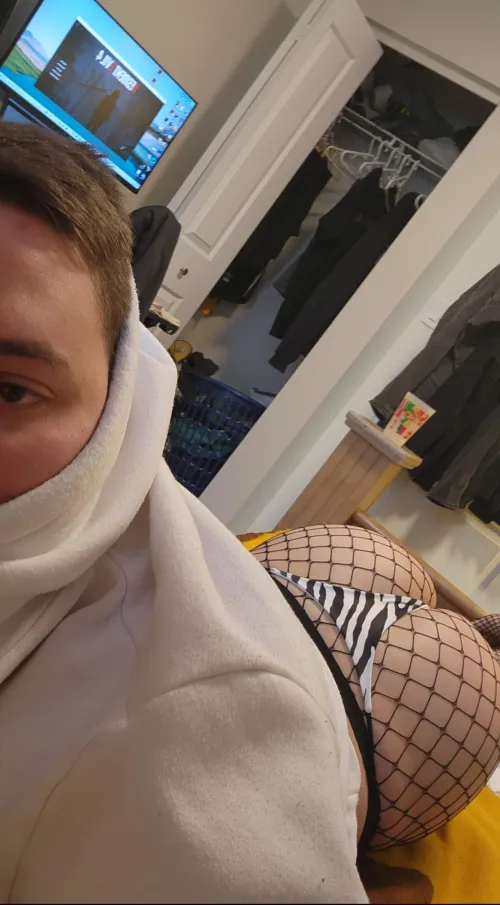 I live in thongs everyday at this point..