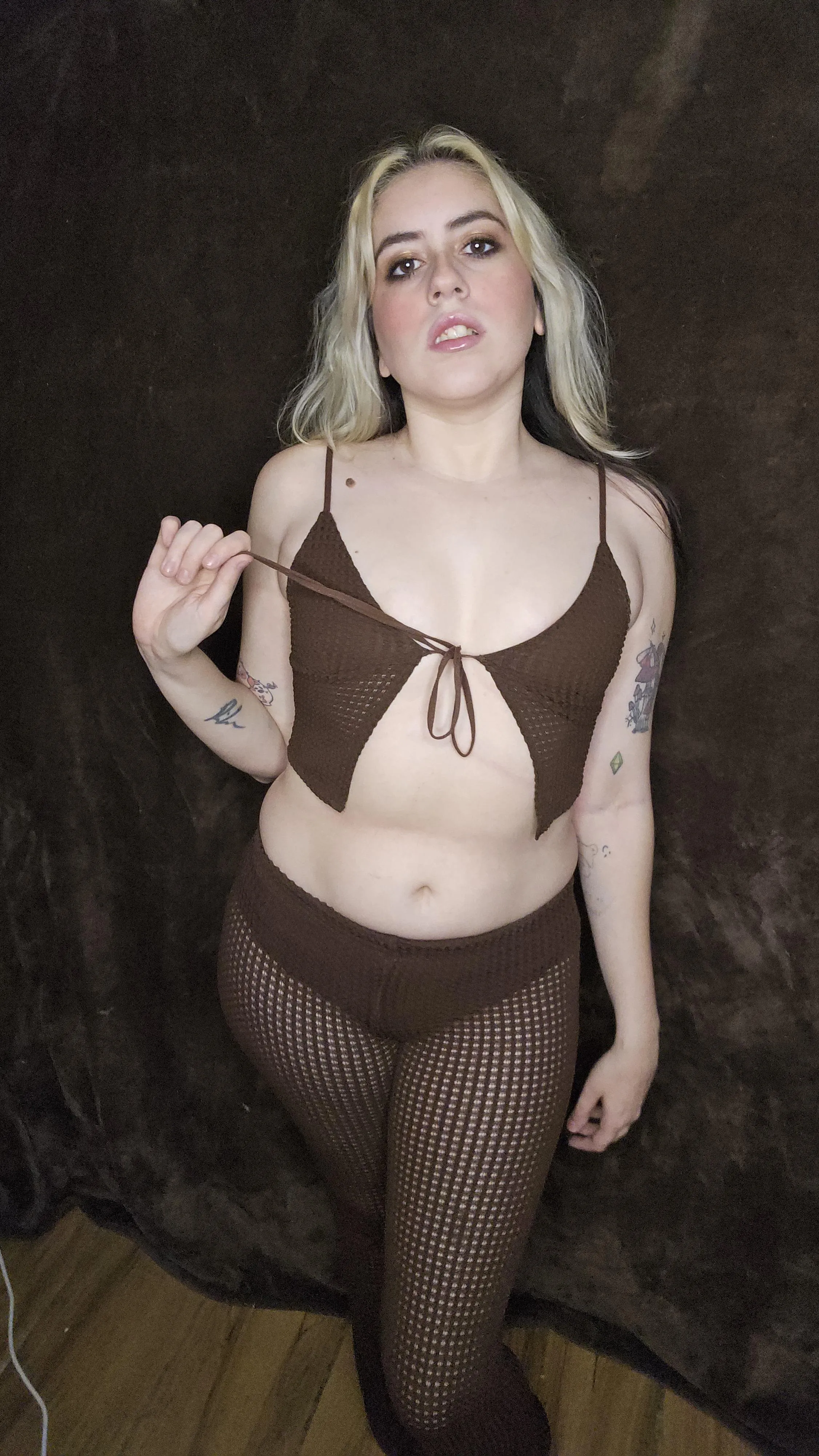 Love matching with my background 🤎