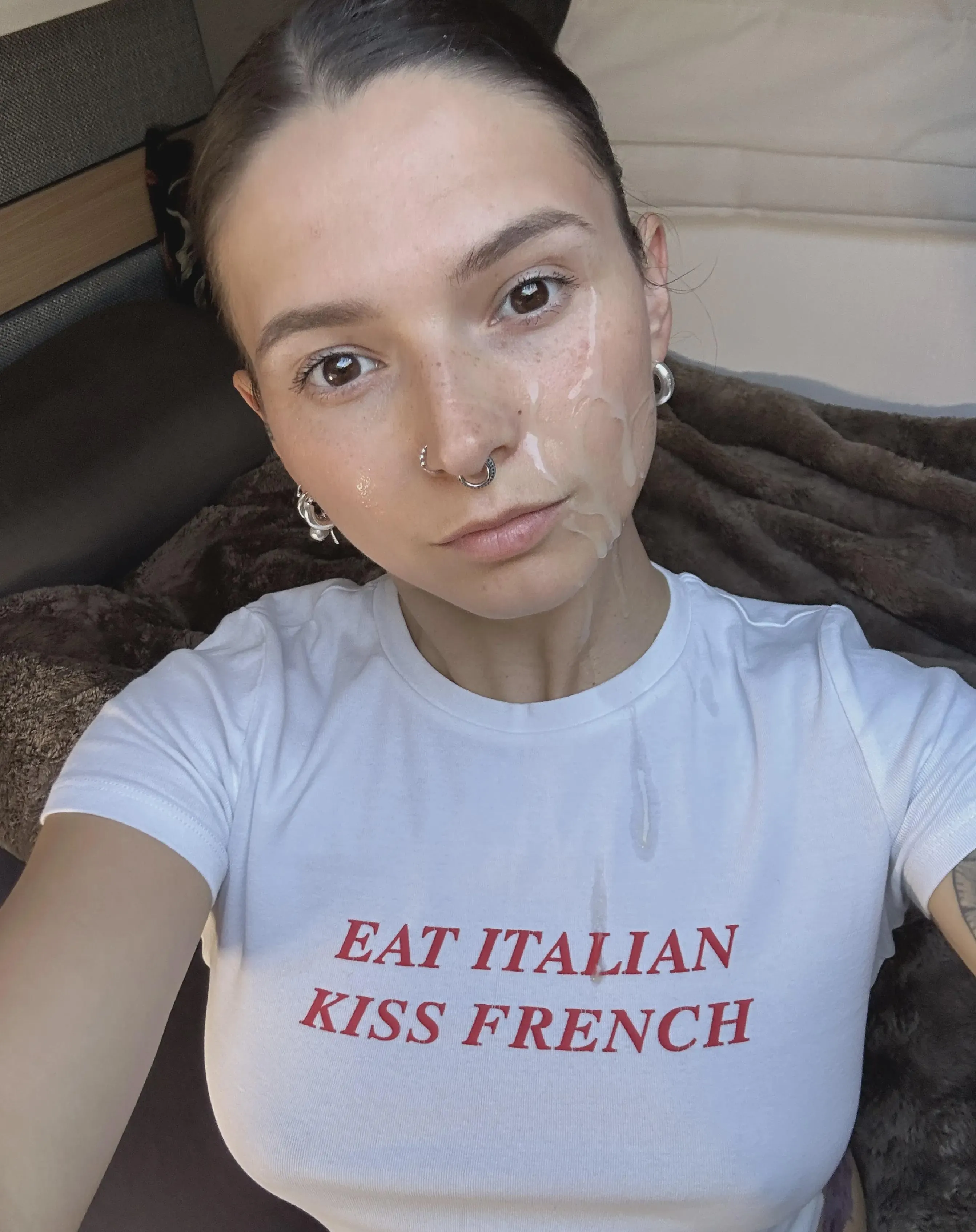 A nose piercing suits me so well doesnt it