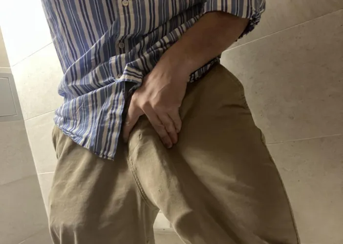 Any one in here up for this big boy?  Dm me.  Females only