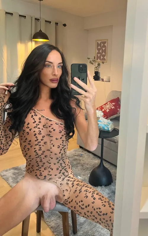 Can I put my soft dick In your mouth and make it hard then make you gag on it ?  🥹💦