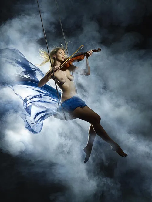 Flight of a violin