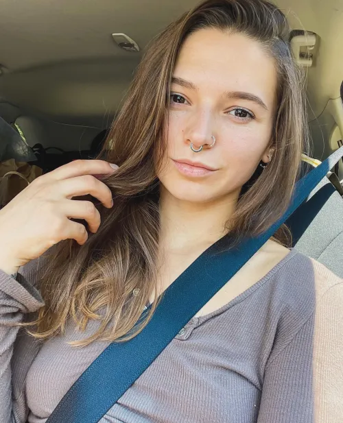 I like the way I look with a nose piercing