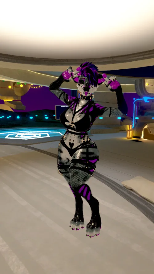 I would love to cuddle with someone and afterwards have fun (pcvr)