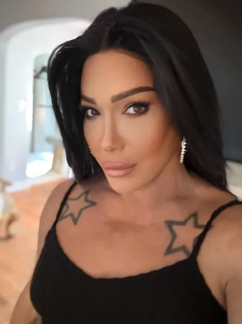 If i lived next door would u pay me for a visit just to fuck