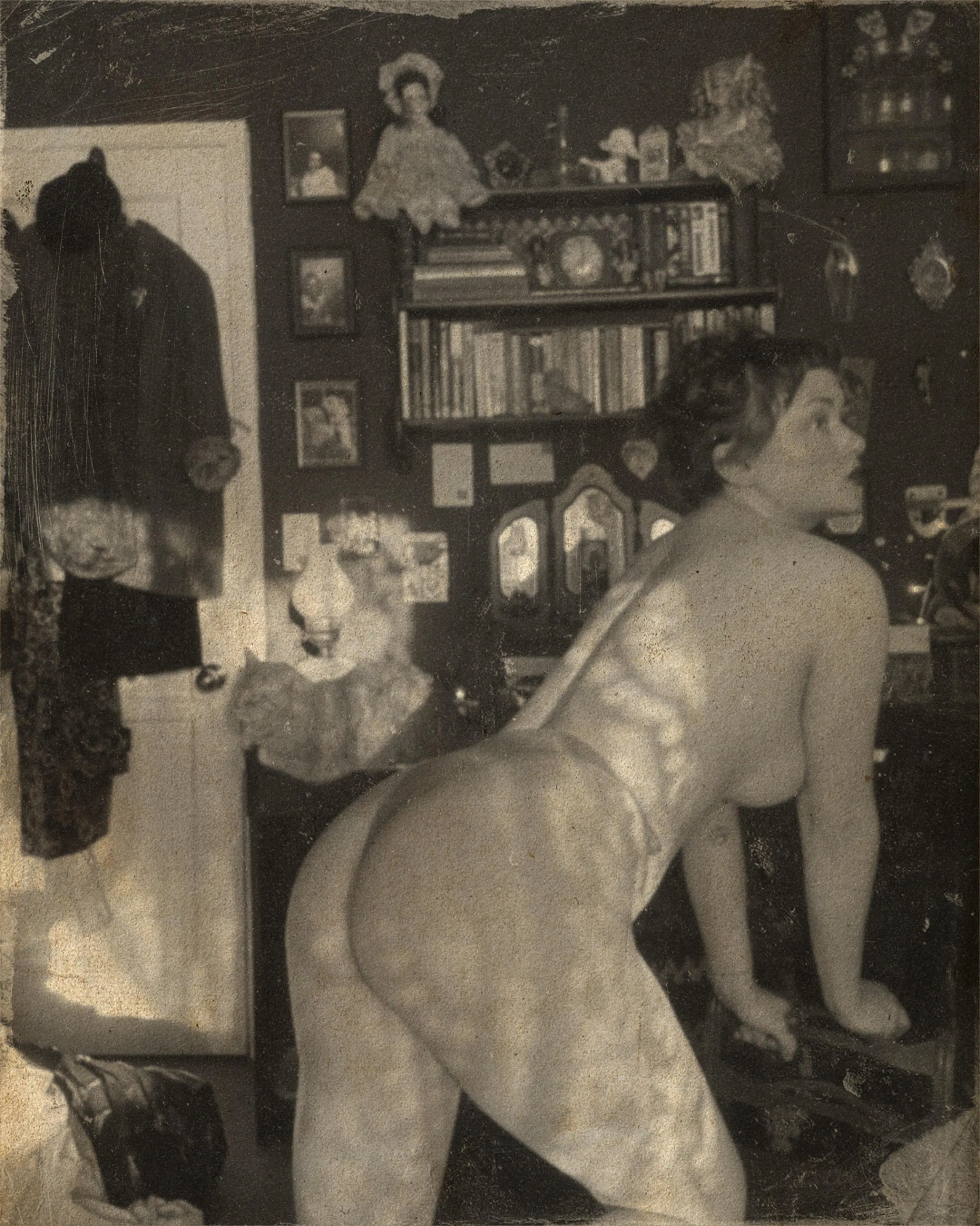 I'm a slut for scratchy grainy edits.