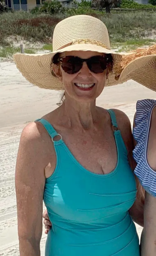 Local Couple seeking new bulls