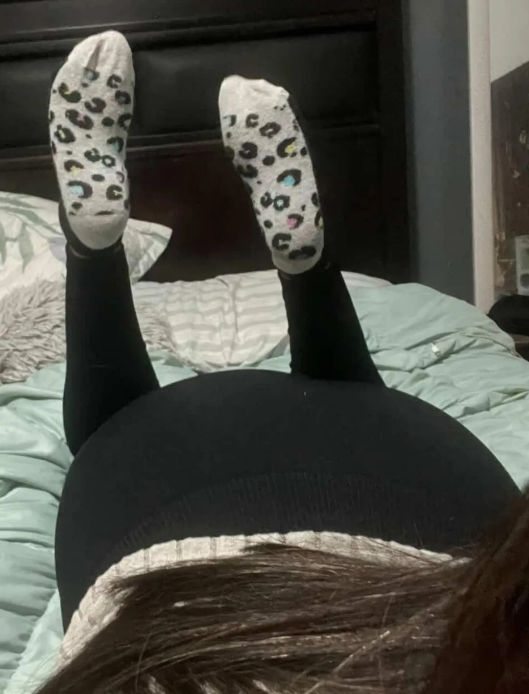 Socked latina feet and a big ass. Sniff, taste or peel