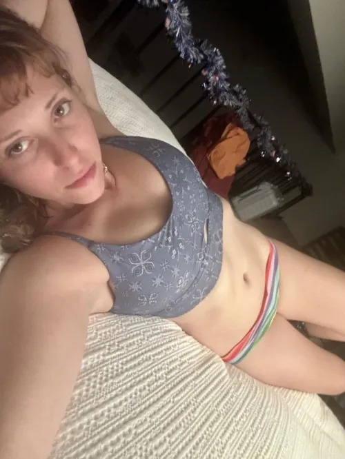 Check me out, then. No makeup or filters. This time.