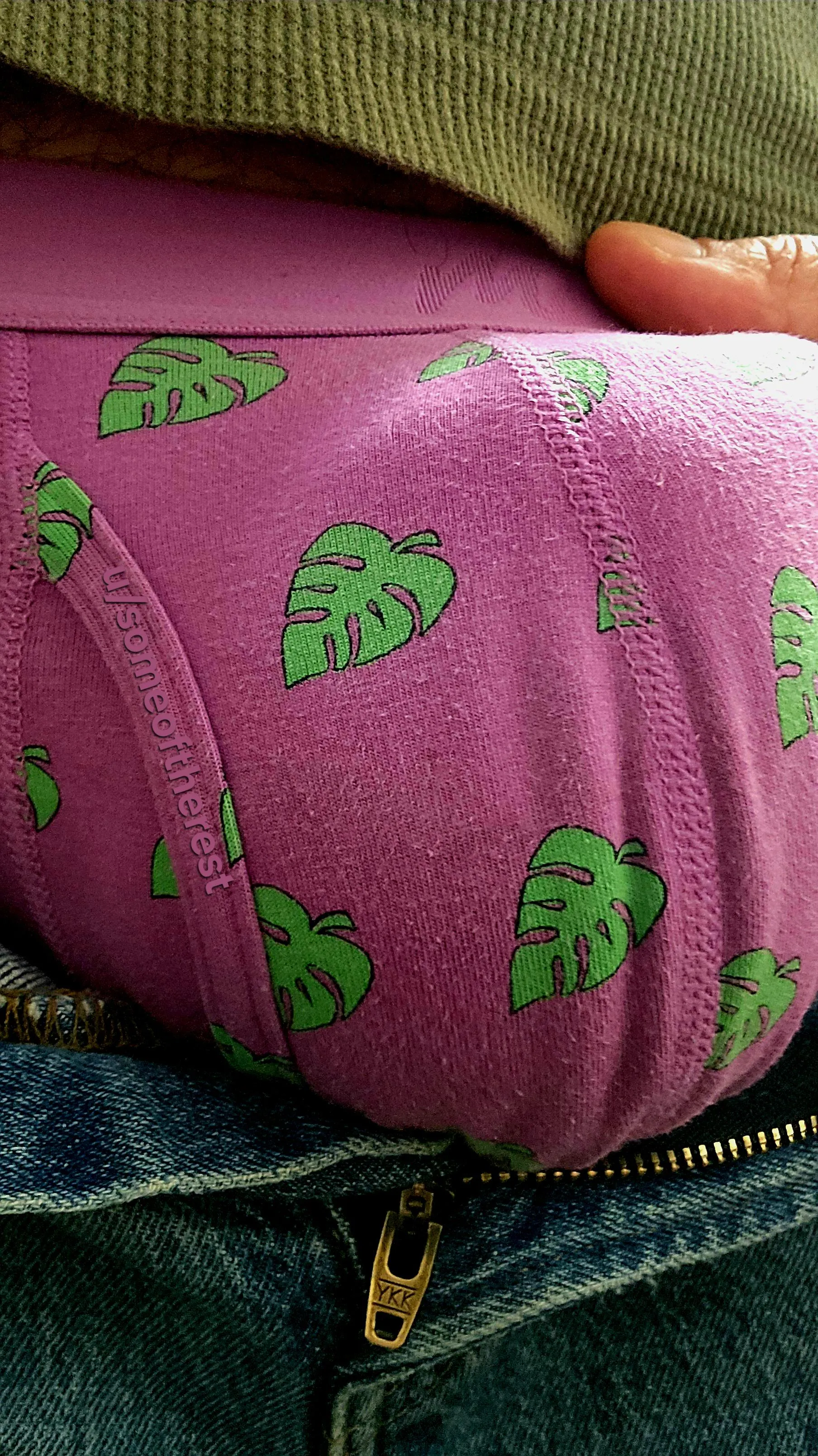 Monsters leaf (detail)