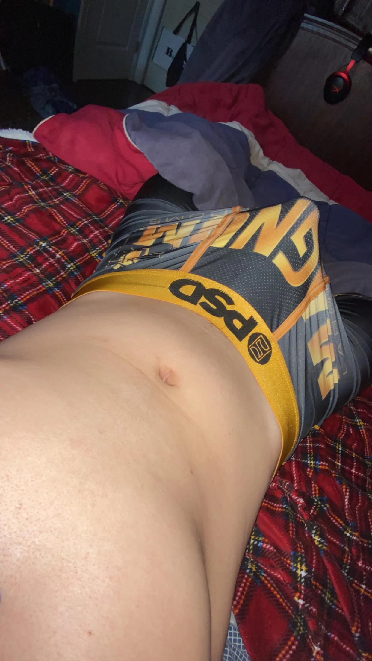 19 Straight faded rn lookin for another chill bwc bro to chill w hmu yxngc69