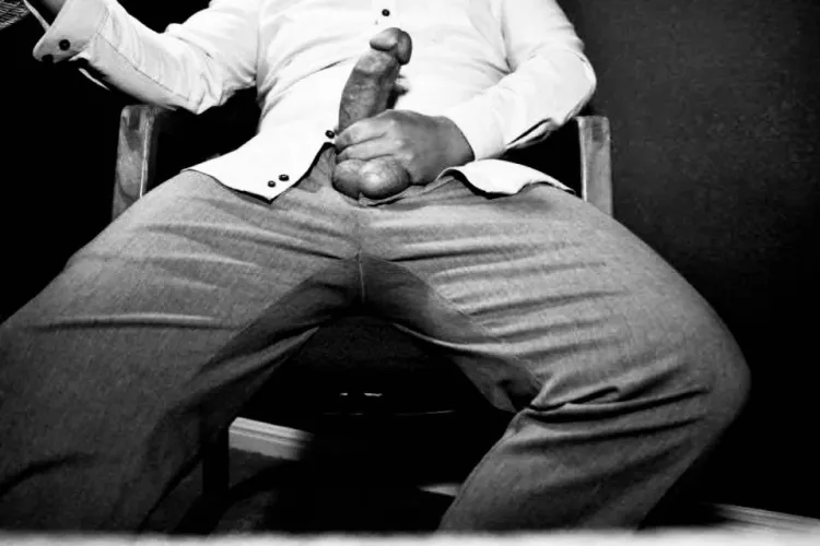 Hung Latino for Hotwife.