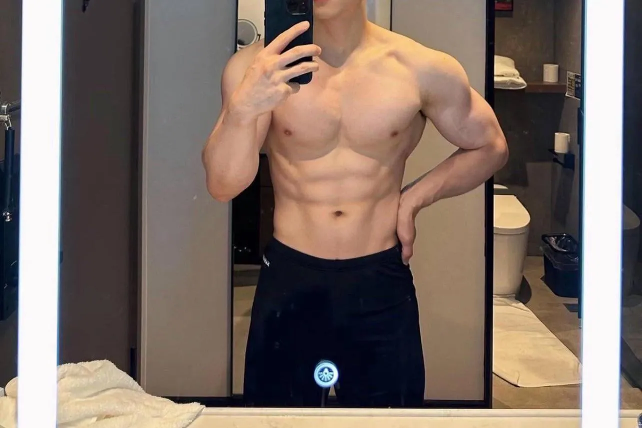 M22 looking for another fit bro to shoot the shit with (read bellow)