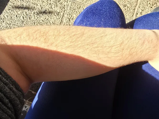 Sunbathing I remembered how much you like to see my [arms] up close, take this for yourself