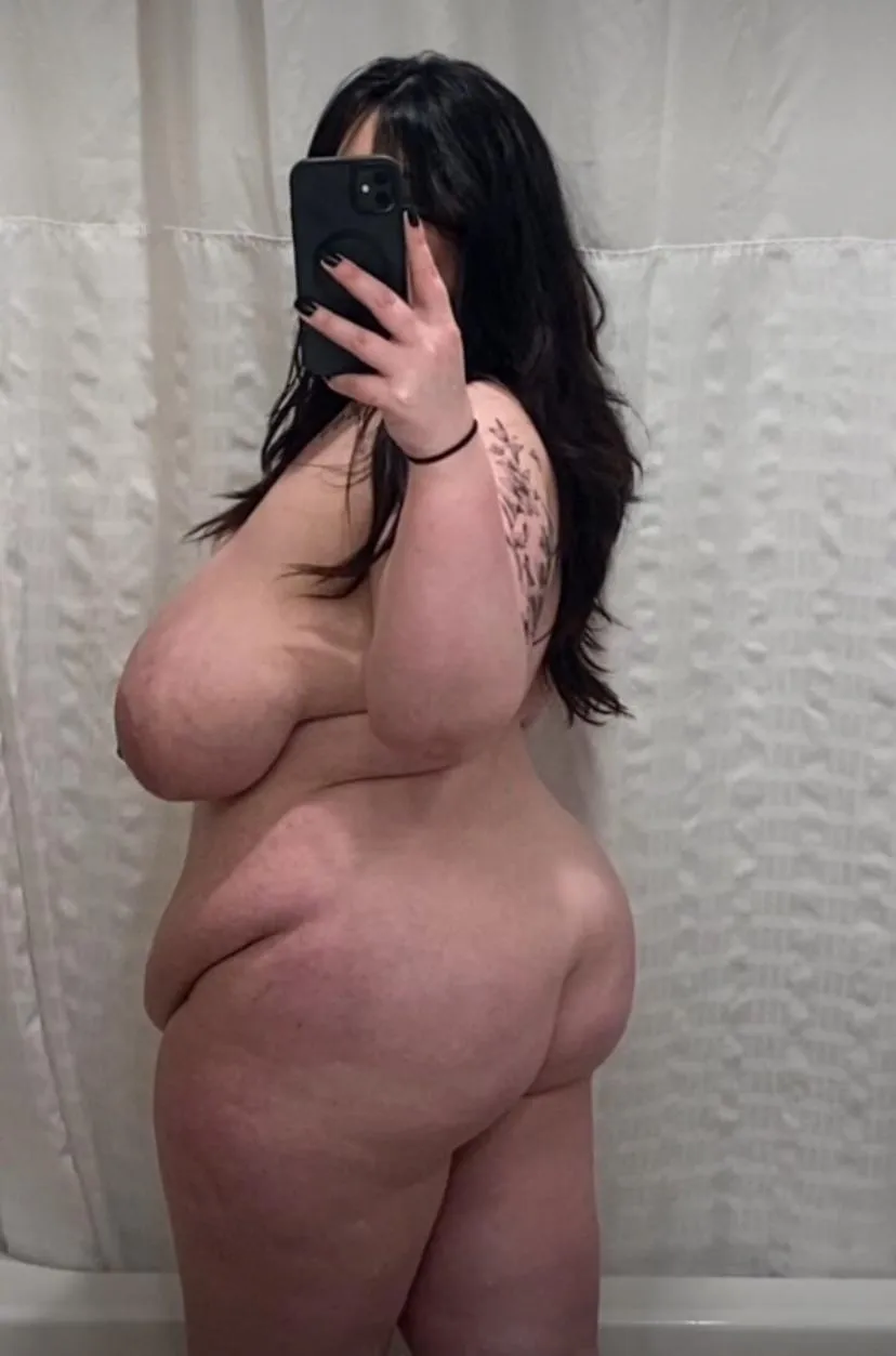 does my body make your cock hard? c: