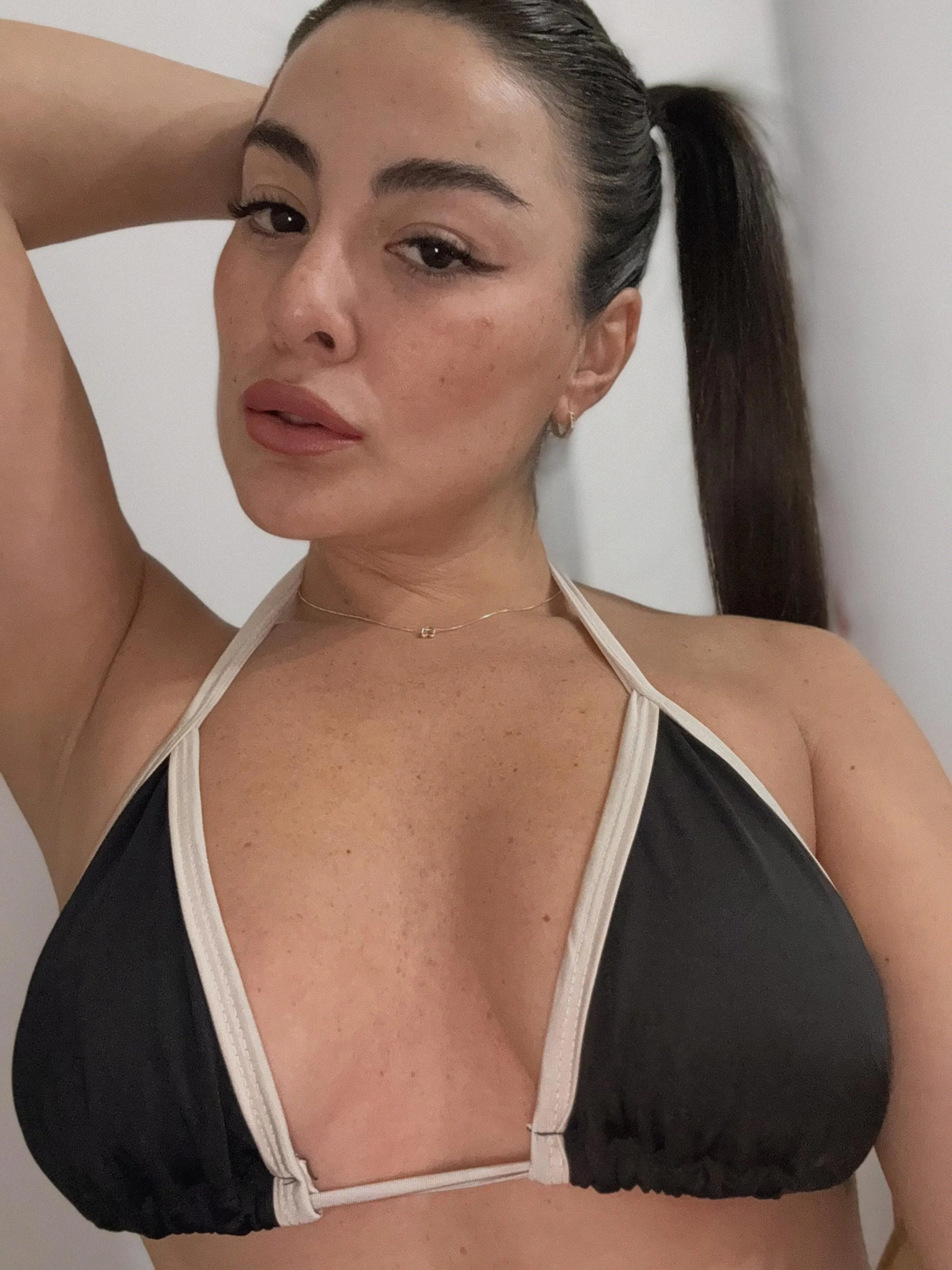 i’m the distraction you’ve been waiting for