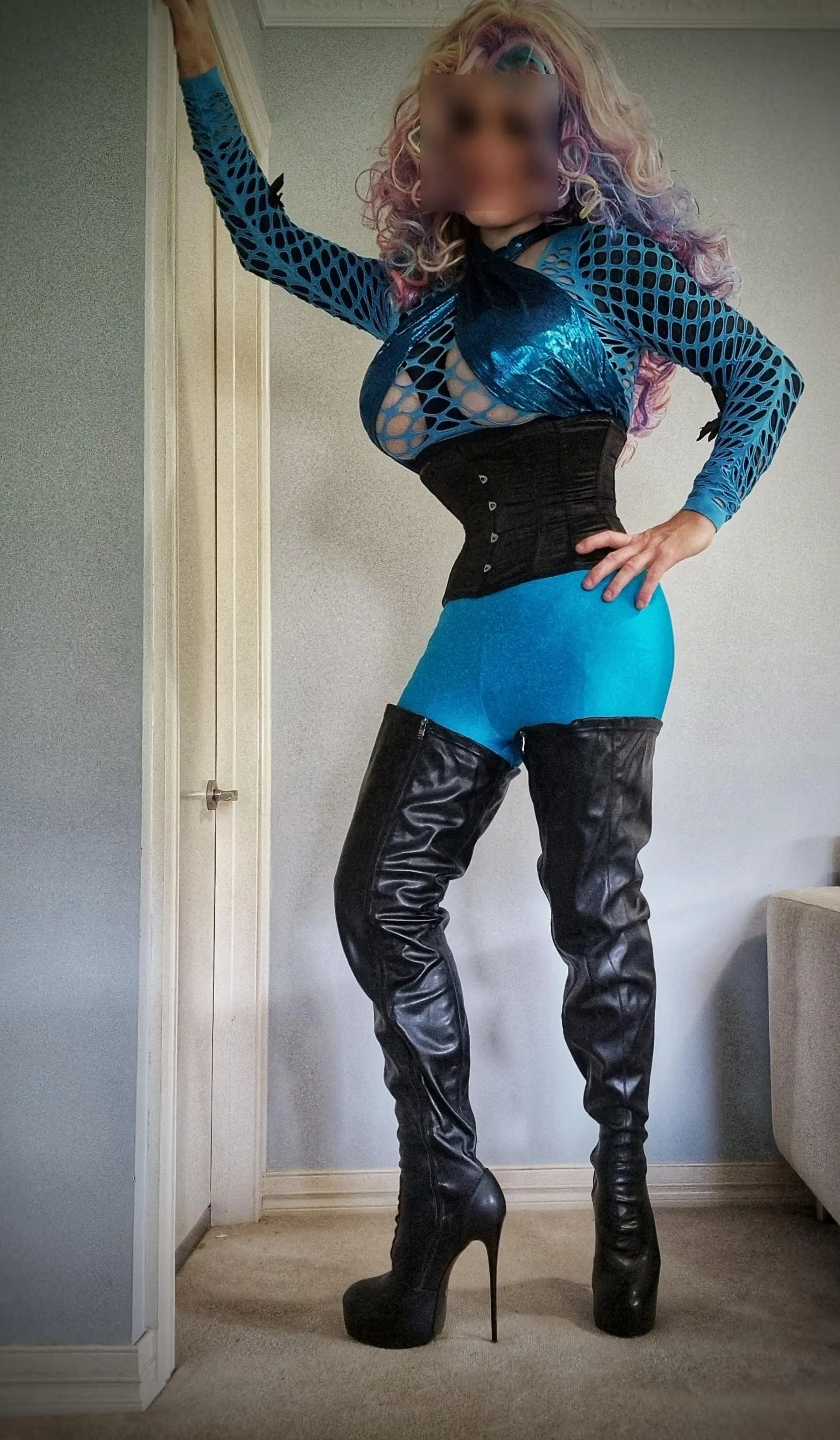 Is this outfit doll worthy?