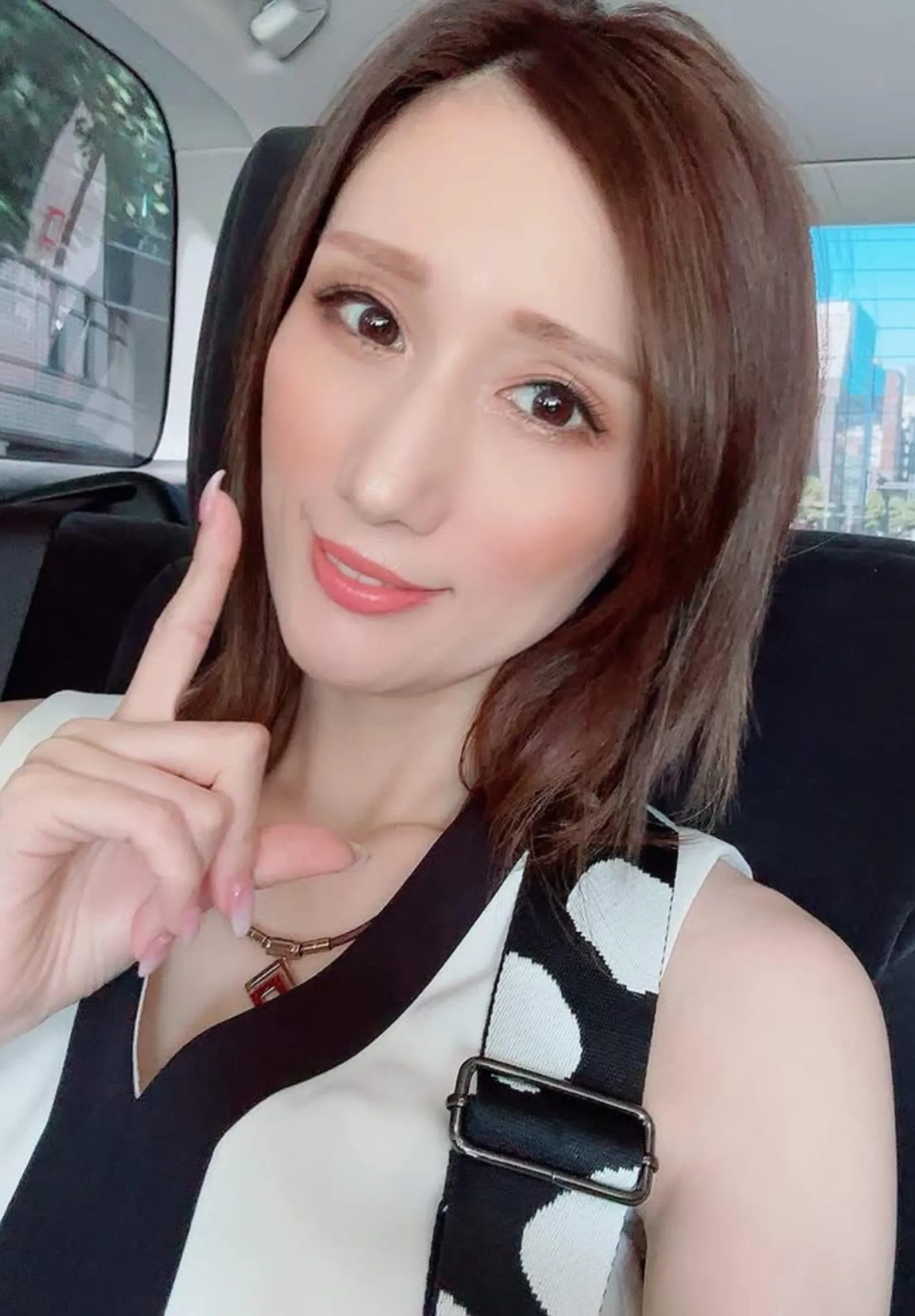 Julia riding in a car