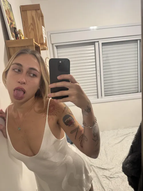 just a blazing selfie from your cutie