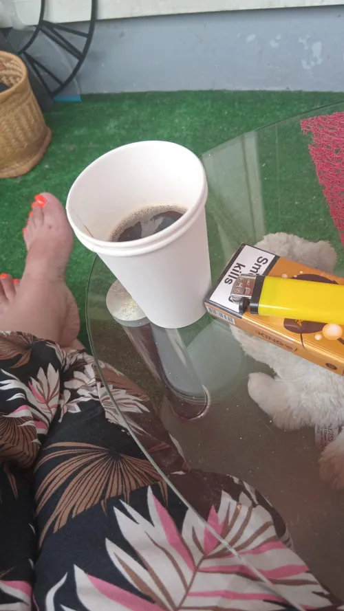 Tres jolie pieds de milf un régal à leche