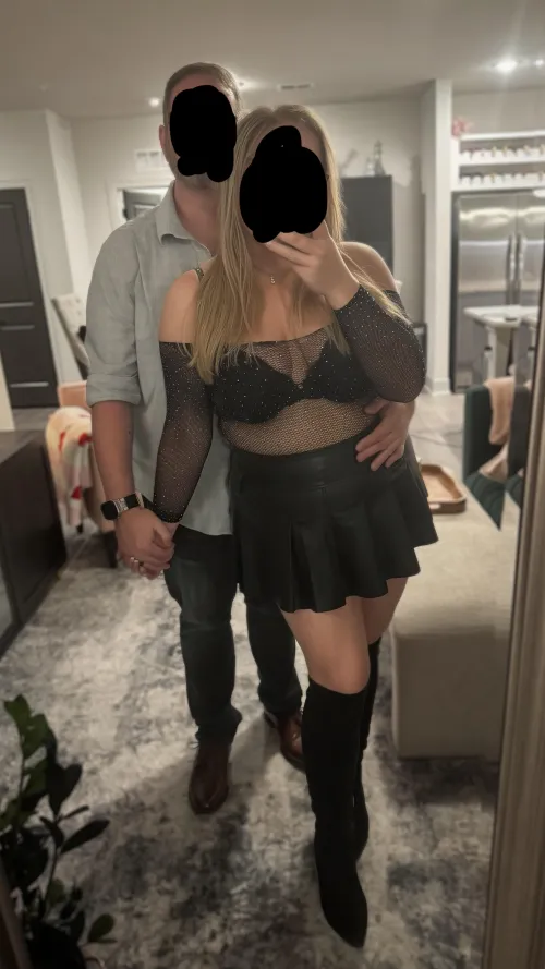 46m/35f - any couples want to grab a drink this weekend?