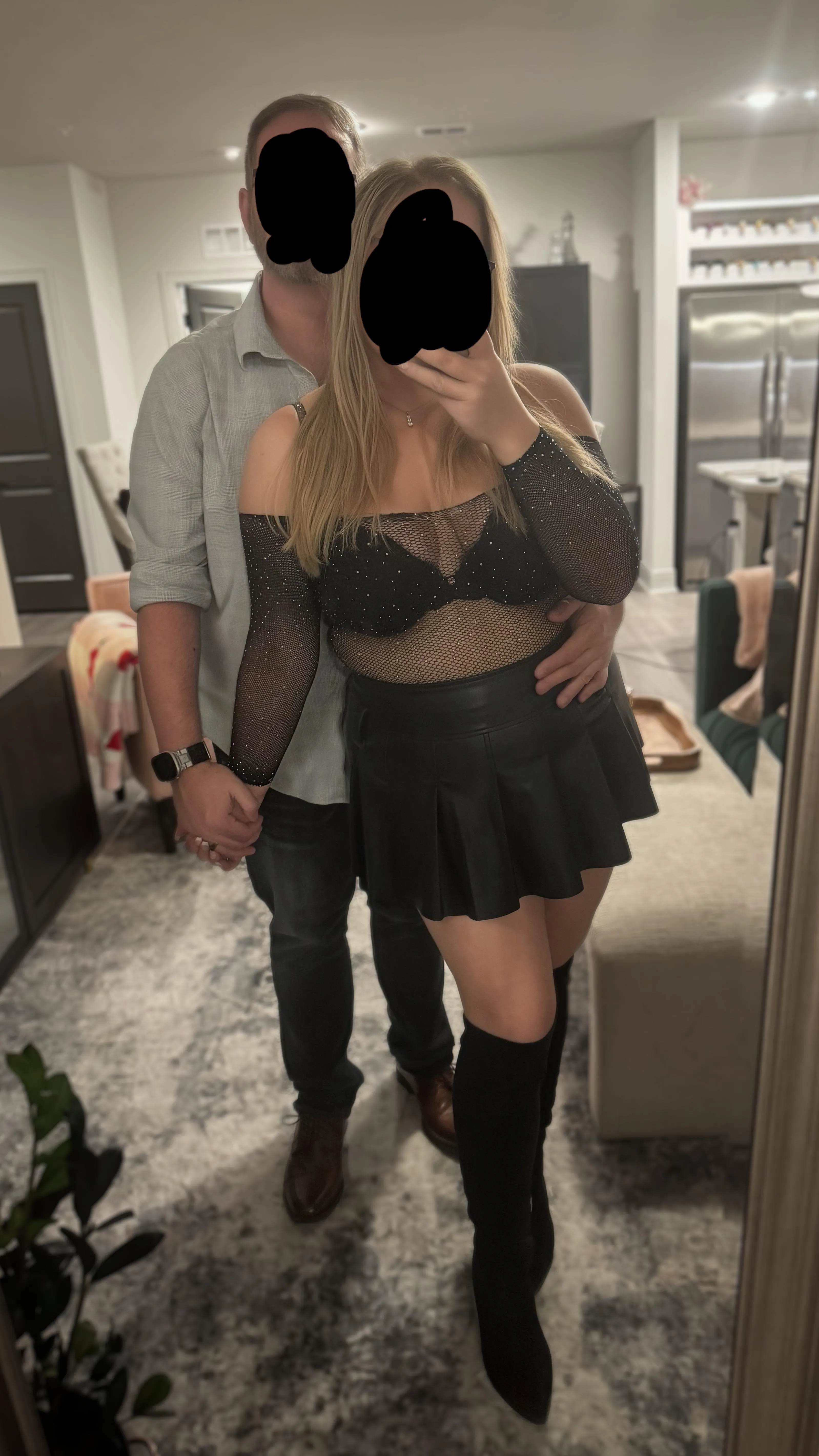 46m/35f - any couples want to grab a drink this weekend?