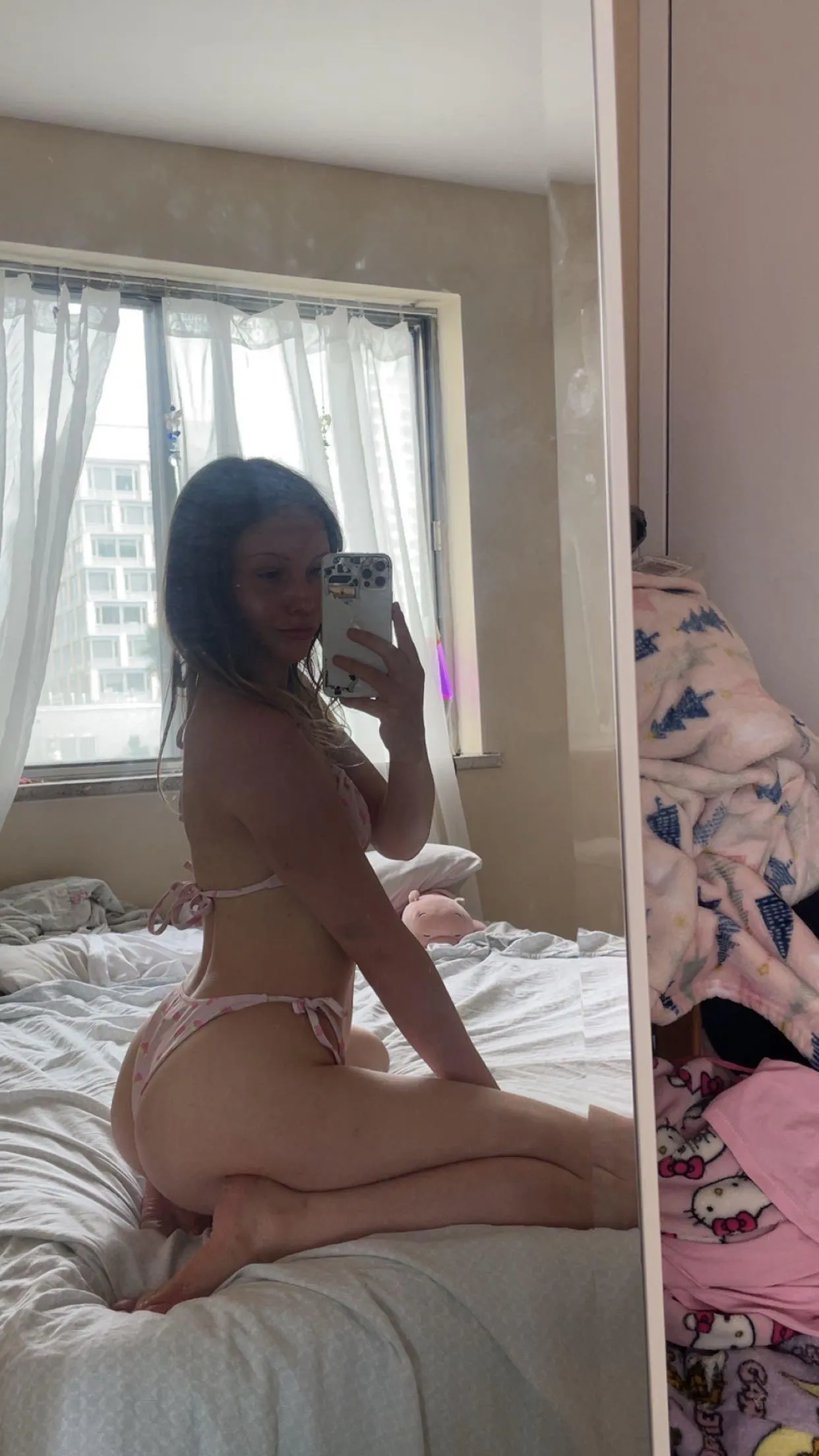 Can I use your face as my seat 😩🤍