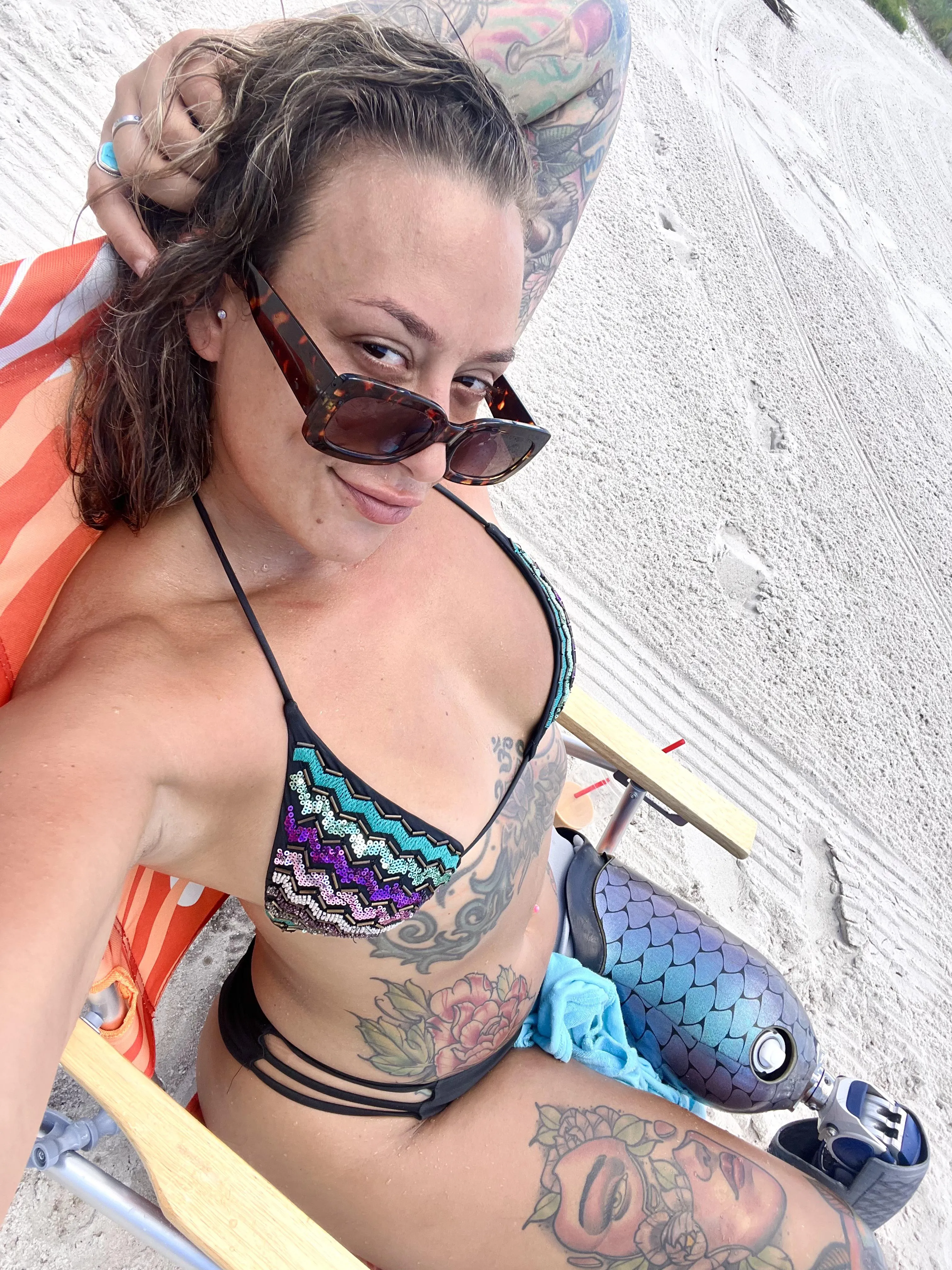 Come spread my legs apart for me