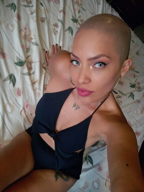 Dicks like little chickens... gosh... you must have developed a skill if your penis is useless. What is it...?