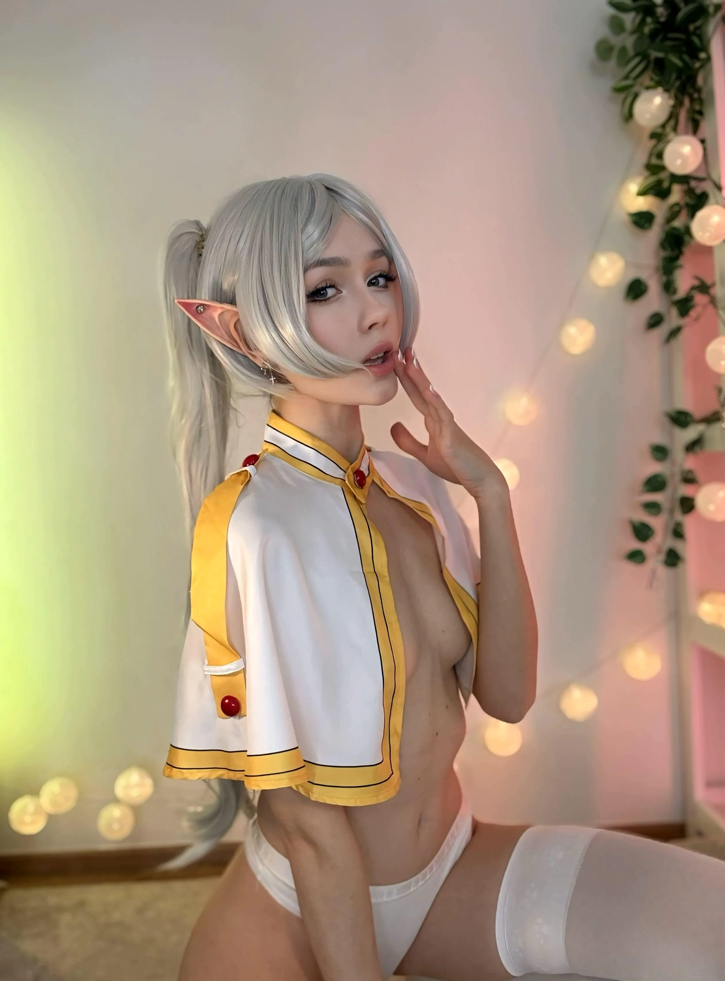 Frieren by moonrose14