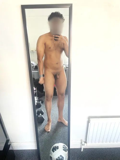 I love football! I’m fit with a small dick