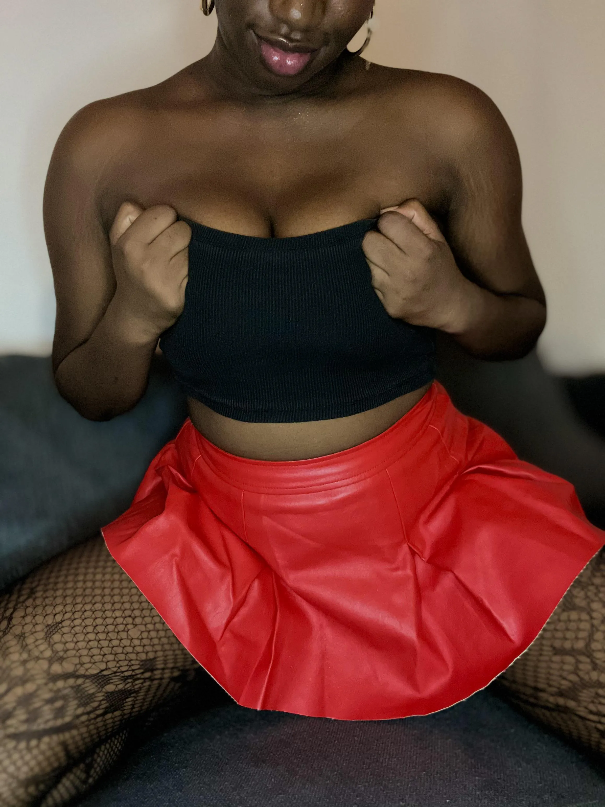 List 3 things you wanna do to me 💋