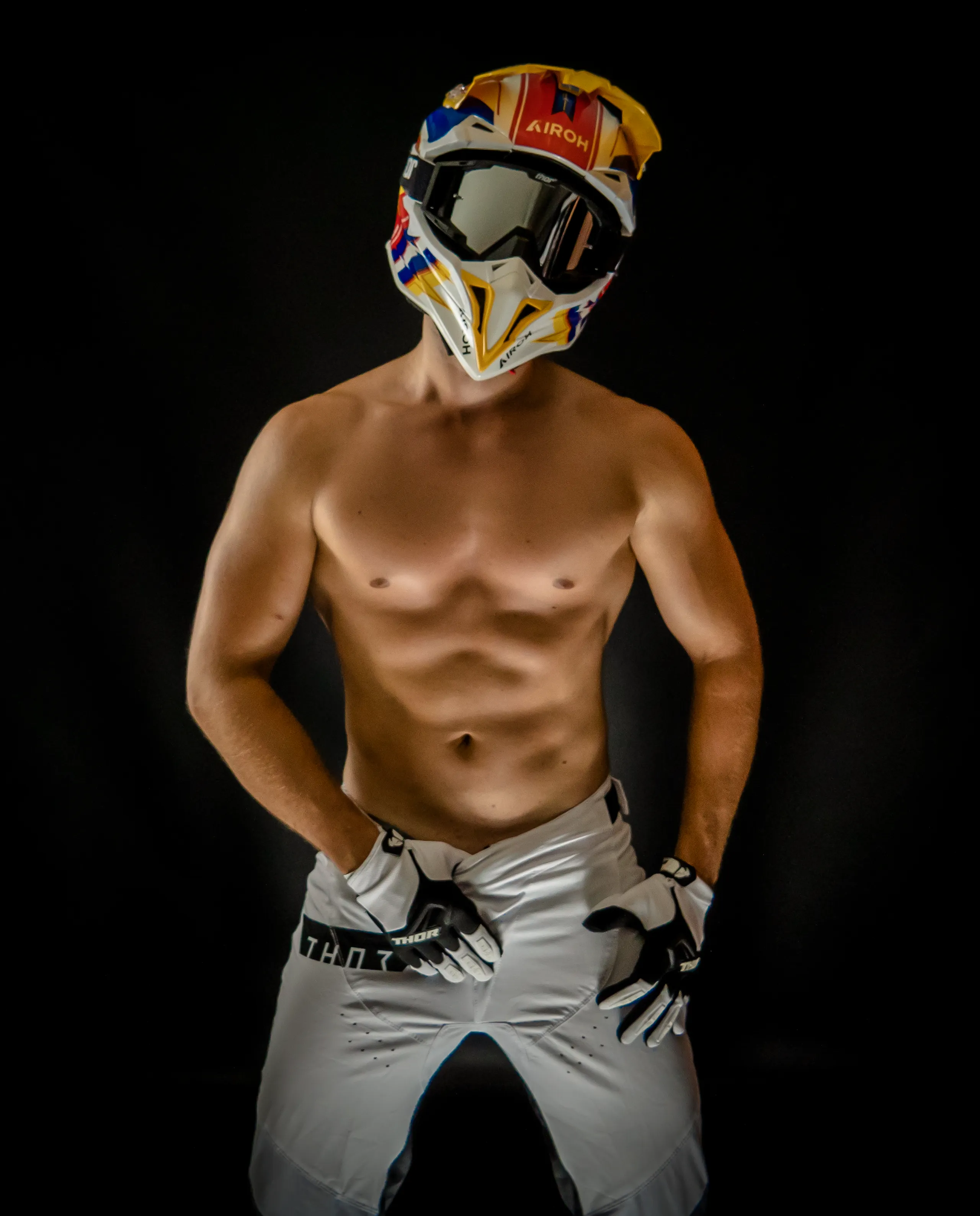 My eyes are up here ⬆️