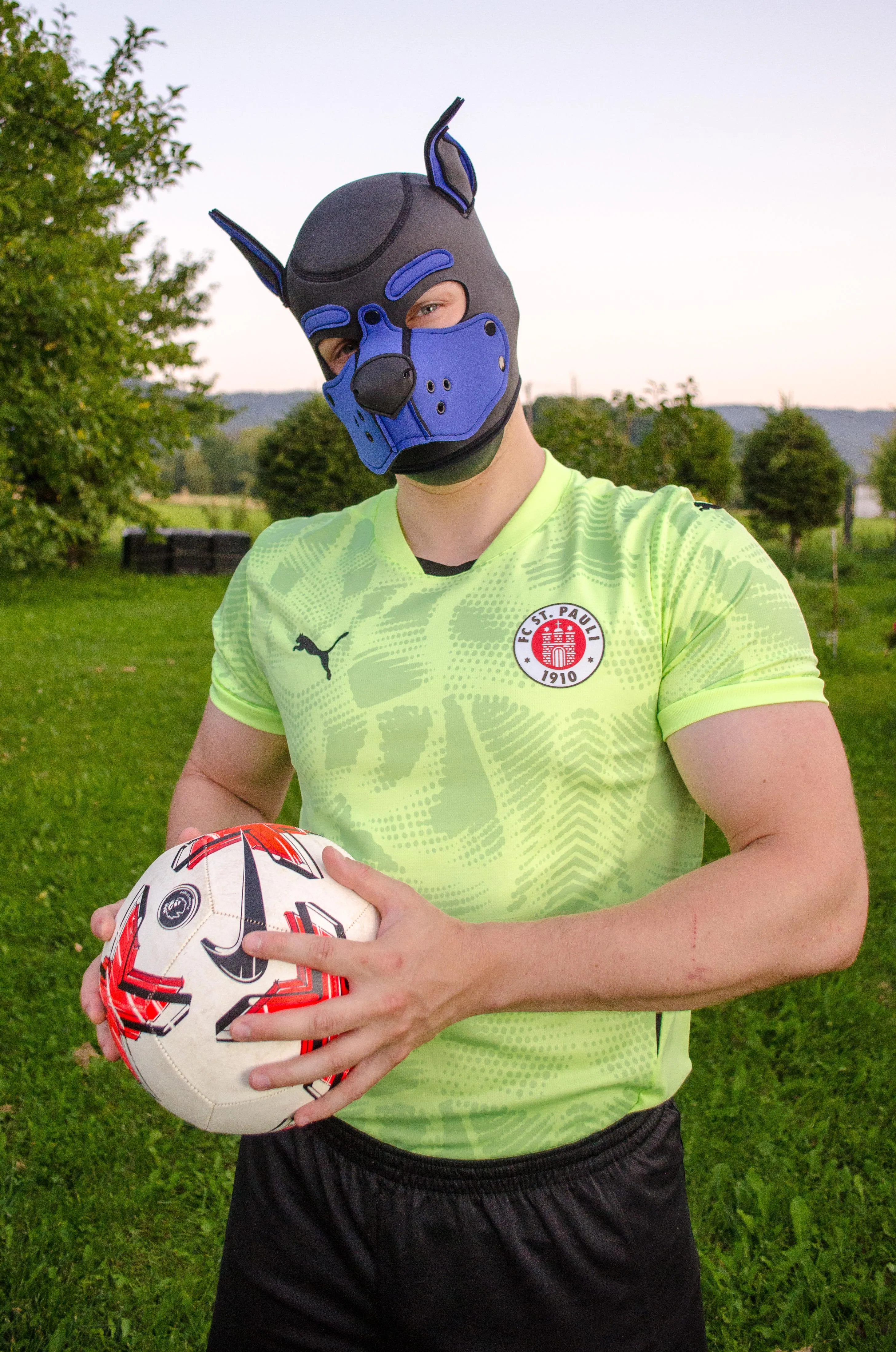 Puppies love balls ⚽️