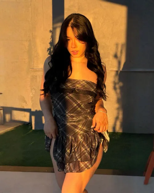 Você namoraria uma menina fofinha, mas putinha?