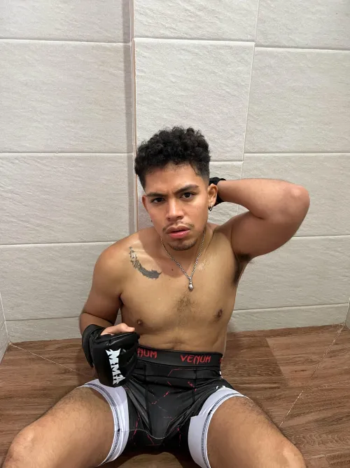 You should love these armpits