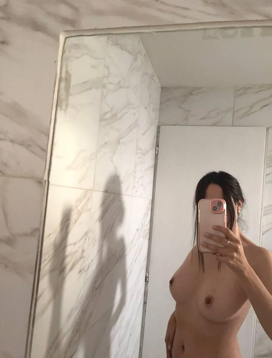 45 [F4M] divorced and bored.. wondering if I'm still worth the chase..