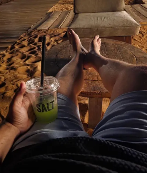 ‏A serious single Yemeni man is looking for a couple in Riyadh secret.