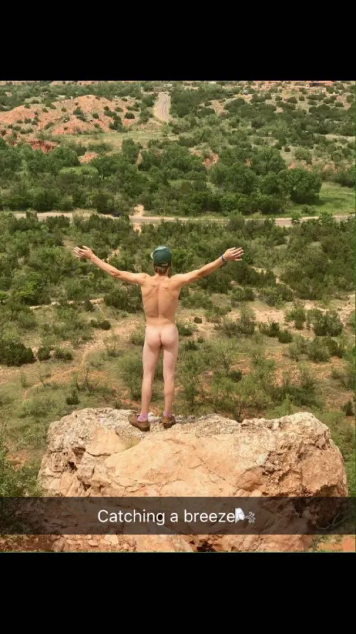 Catching a breeze🌬️