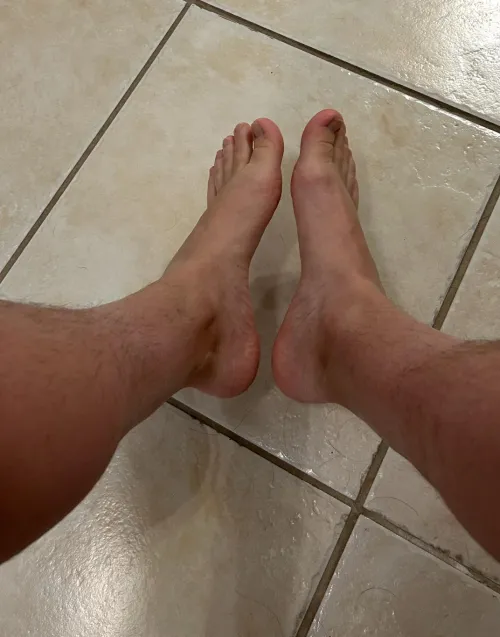 HMU if you want more of these feet