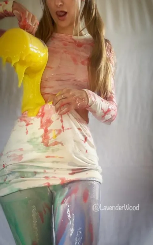 Let’s add a bit of yellow!