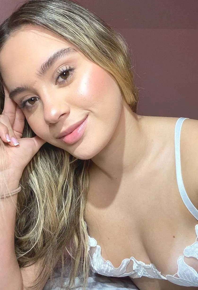 let's explore together babe